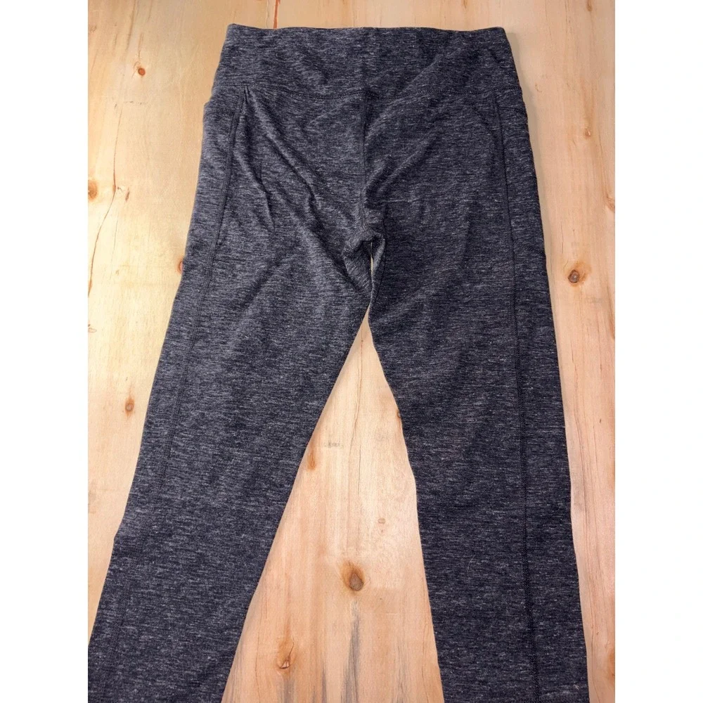 Athletic Works Womens Gray Space Dye Capri Leggings with Pockets Small 4-6